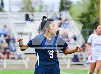 Thumbnail 3 in Dakota Ridge vs Grand Junction ( CHSAA 4A Playoff Round Two) photogallery.