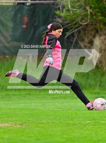 Thumbnail 1 in Dakota Ridge vs Grand Junction ( CHSAA 4A Playoff Round Two) photogallery.