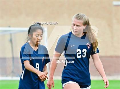 Thumbnail 3 in Dakota Ridge vs Grand Junction ( CHSAA 4A Playoff Round Two) photogallery.