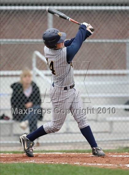 Thumbnail 1 in Sutherland @ Irondequoit photogallery.