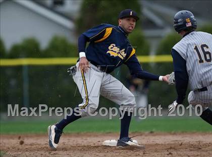 Thumbnail 3 in Sutherland @ Irondequoit photogallery.