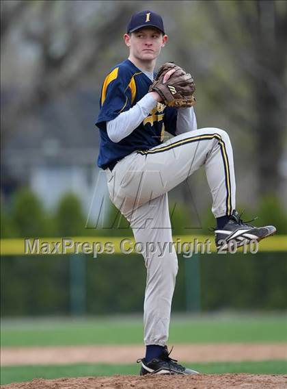 Thumbnail 2 in Sutherland @ Irondequoit photogallery.