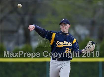 Thumbnail 3 in Sutherland @ Irondequoit photogallery.