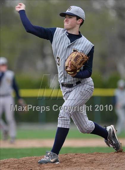 Thumbnail 2 in Sutherland @ Irondequoit photogallery.