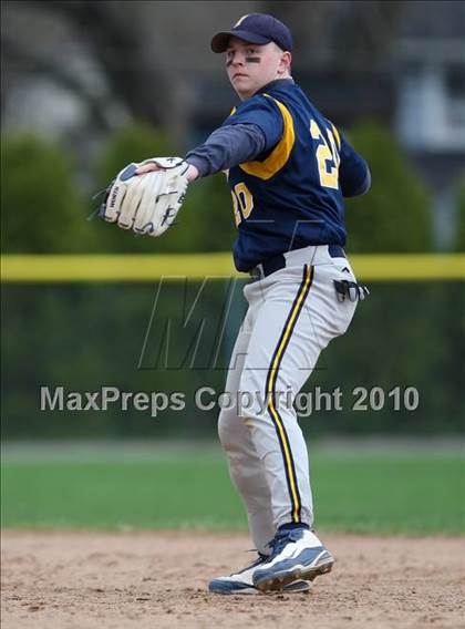 Thumbnail 2 in Sutherland @ Irondequoit photogallery.