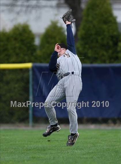 Thumbnail 2 in Sutherland @ Irondequoit photogallery.