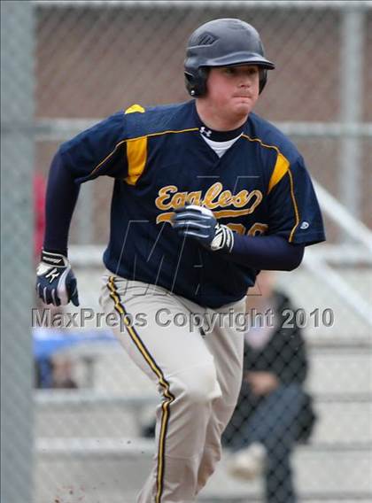 Thumbnail 3 in Sutherland @ Irondequoit photogallery.