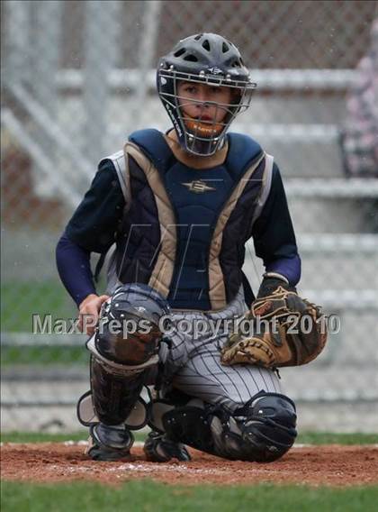 Thumbnail 1 in Sutherland @ Irondequoit photogallery.