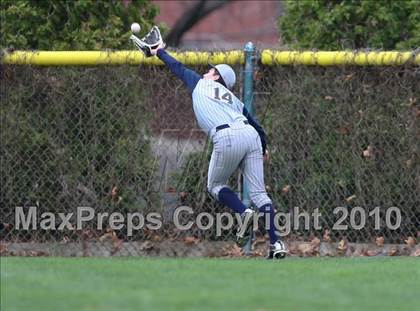 Thumbnail 3 in Sutherland @ Irondequoit photogallery.