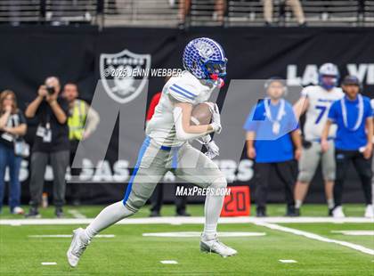 Thumbnail 2 in McQueen vs. Pinecrest Academy Sloan Canyon (NIAA 4A Final) photogallery.