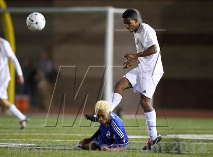 Thumbnail 2 in Smoky Hill vs. Cherry Creek (CHSAA 5A Semifinal) photogallery.