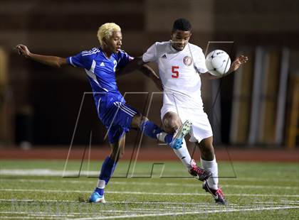 Thumbnail 2 in Smoky Hill vs. Cherry Creek (CHSAA 5A Semifinal) photogallery.