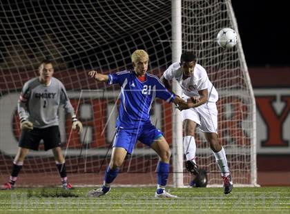 Thumbnail 3 in Smoky Hill vs. Cherry Creek (CHSAA 5A Semifinal) photogallery.