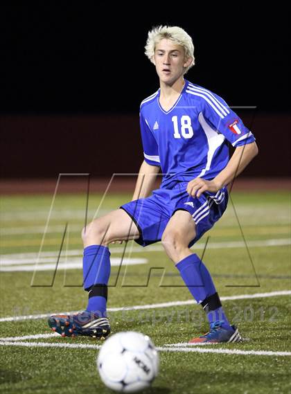 Thumbnail 3 in Smoky Hill vs. Cherry Creek (CHSAA 5A Semifinal) photogallery.