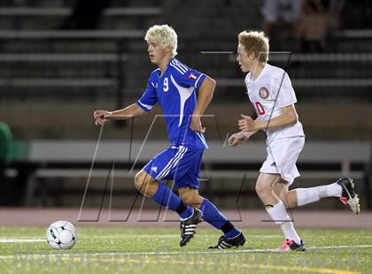 Thumbnail 1 in Smoky Hill vs. Cherry Creek (CHSAA 5A Semifinal) photogallery.