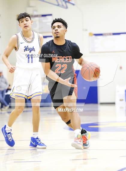 Thumbnail 2 in Merced @ Clovis photogallery.
