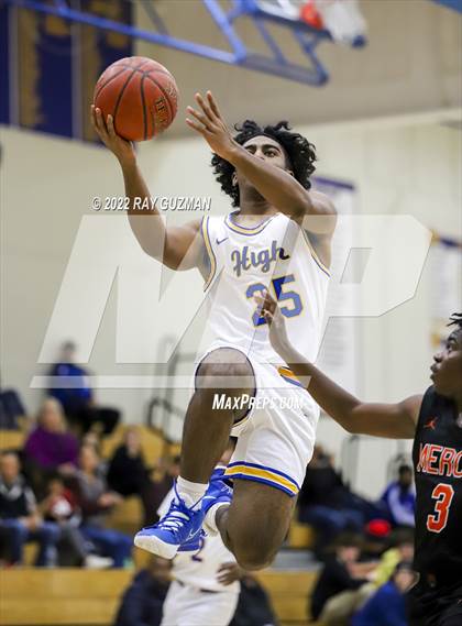 Thumbnail 1 in Merced @ Clovis photogallery.