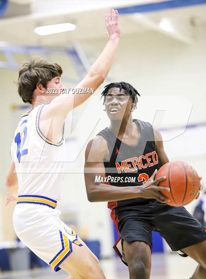 Thumbnail 3 in Merced @ Clovis photogallery.