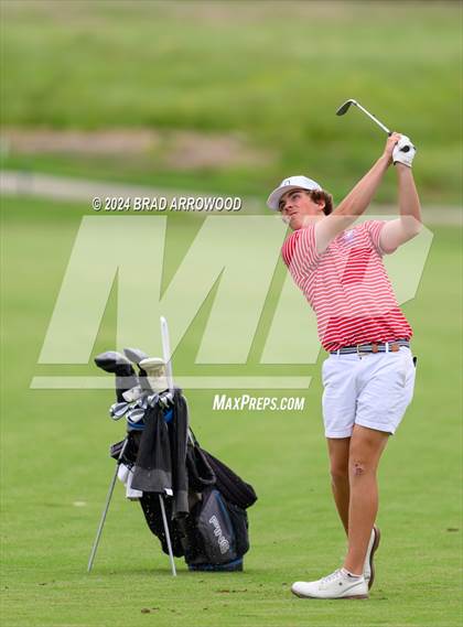 Thumbnail 1 in NCHSAA 2A Final (Day 1) photogallery.