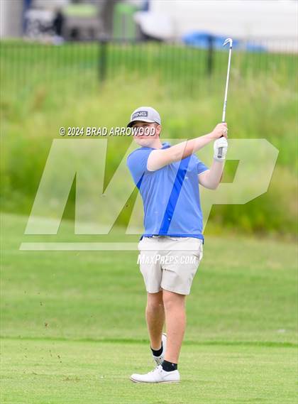 Thumbnail 1 in NCHSAA 2A Final (Day 1) photogallery.