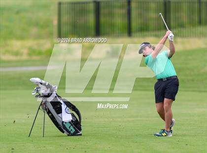 Thumbnail 3 in NCHSAA 2A Final (Day 1) photogallery.