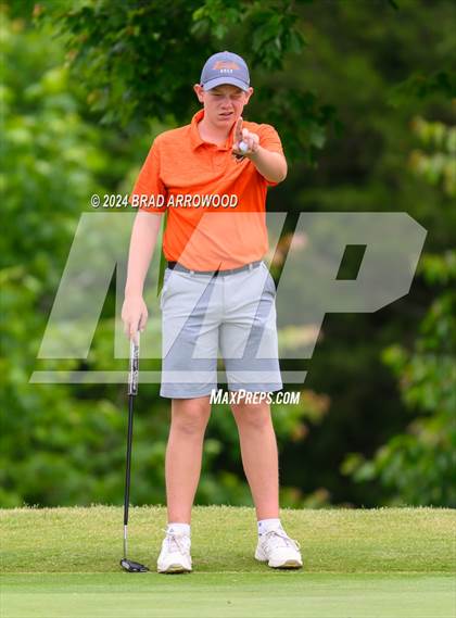 Thumbnail 2 in NCHSAA 2A Final (Day 1) photogallery.