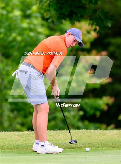Thumbnail 3 in NCHSAA 2A Final (Day 1) photogallery.