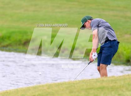 Thumbnail 1 in NCHSAA 2A Final (Day 1) photogallery.