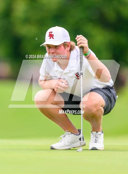 Thumbnail 2 in NCHSAA 2A Final (Day 1) photogallery.
