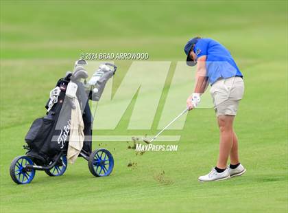 Thumbnail 3 in NCHSAA 2A Final (Day 1) photogallery.