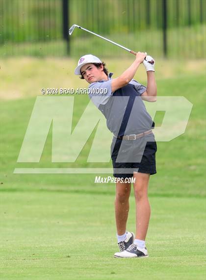 Thumbnail 2 in NCHSAA 2A Final (Day 1) photogallery.