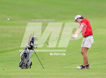 Thumbnail 1 in NCHSAA 2A Final (Day 1) photogallery.