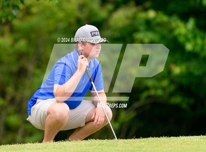 Thumbnail 2 in NCHSAA 2A Final (Day 1) photogallery.