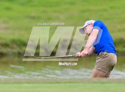 Thumbnail 3 in NCHSAA 2A Final (Day 1) photogallery.
