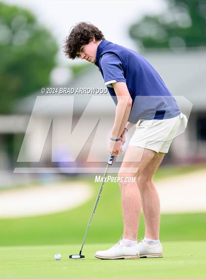Thumbnail 2 in NCHSAA 2A Final (Day 1) photogallery.