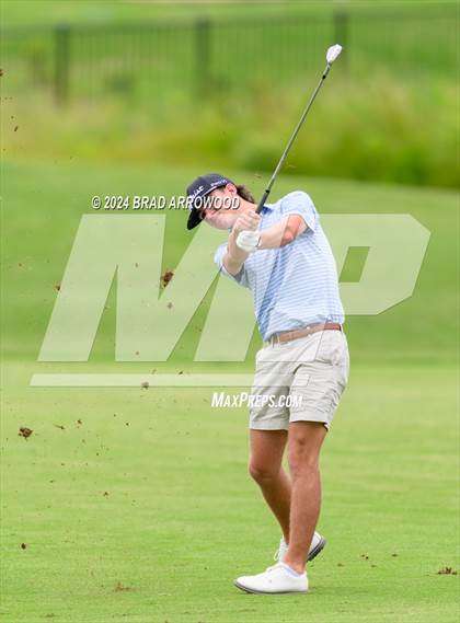 Thumbnail 2 in NCHSAA 2A Final (Day 1) photogallery.