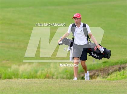 Thumbnail 1 in NCHSAA 2A Final (Day 1) photogallery.