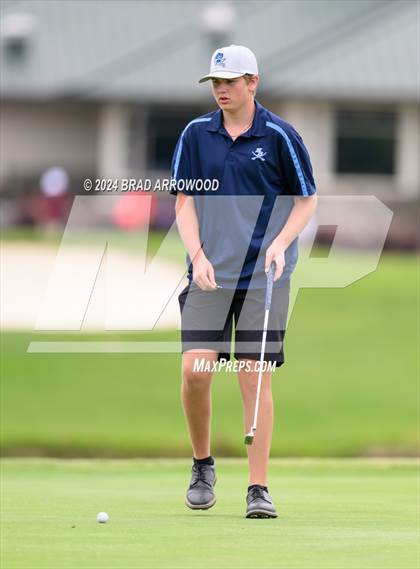 Thumbnail 2 in NCHSAA 2A Final (Day 1) photogallery.