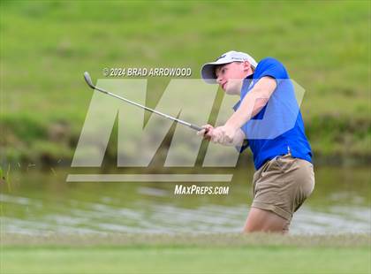 Thumbnail 1 in NCHSAA 2A Final (Day 1) photogallery.