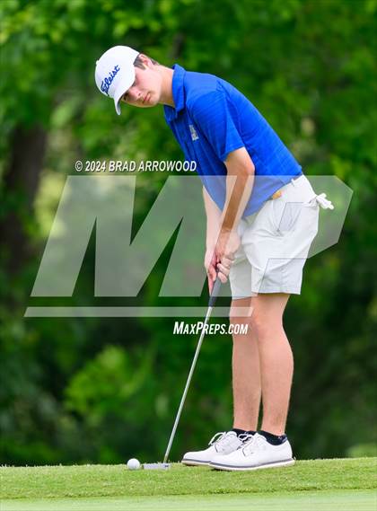 Thumbnail 2 in NCHSAA 2A Final (Day 1) photogallery.