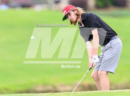 Thumbnail 2 in NCHSAA 2A Final (Day 1) photogallery.