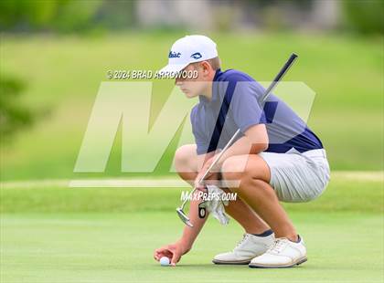 Thumbnail 2 in NCHSAA 2A Final (Day 1) photogallery.