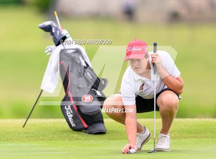 Thumbnail 1 in NCHSAA 2A Final (Day 1) photogallery.