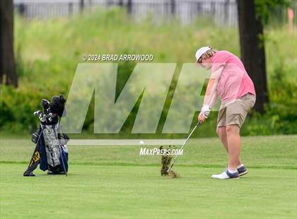 Thumbnail 2 in NCHSAA 2A Final (Day 1) photogallery.