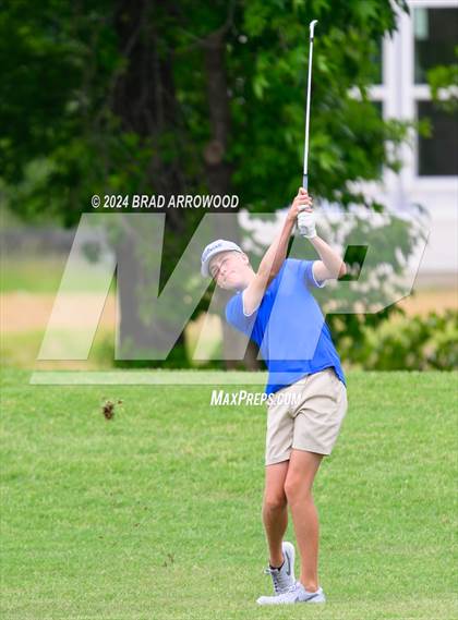 Thumbnail 1 in NCHSAA 2A Final (Day 1) photogallery.