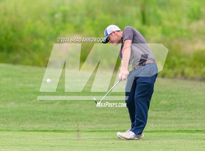 Thumbnail 1 in NCHSAA 2A Final (Day 1) photogallery.