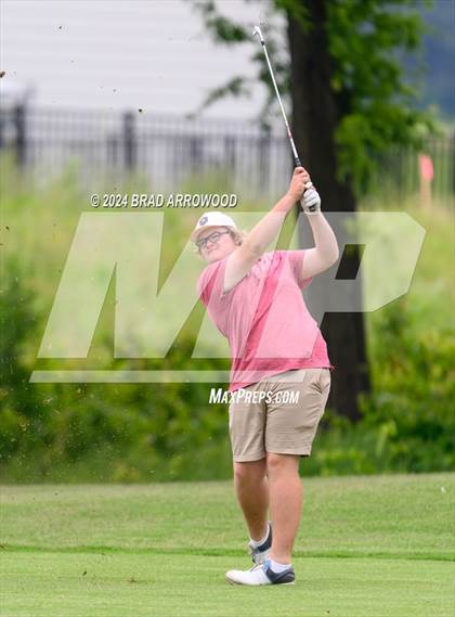 Thumbnail 2 in NCHSAA 2A Final (Day 1) photogallery.