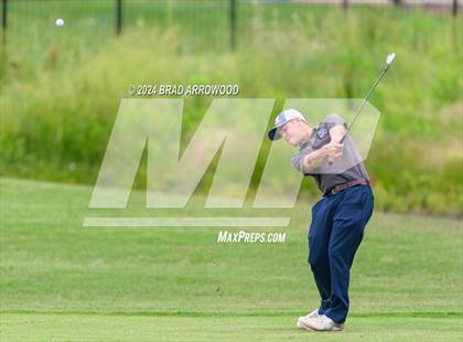 Thumbnail 2 in NCHSAA 2A Final (Day 1) photogallery.