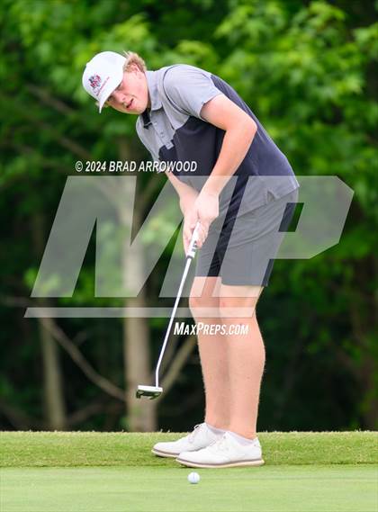 Thumbnail 2 in NCHSAA 2A Final (Day 1) photogallery.