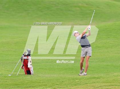 Thumbnail 2 in NCHSAA 2A Final (Day 1) photogallery.